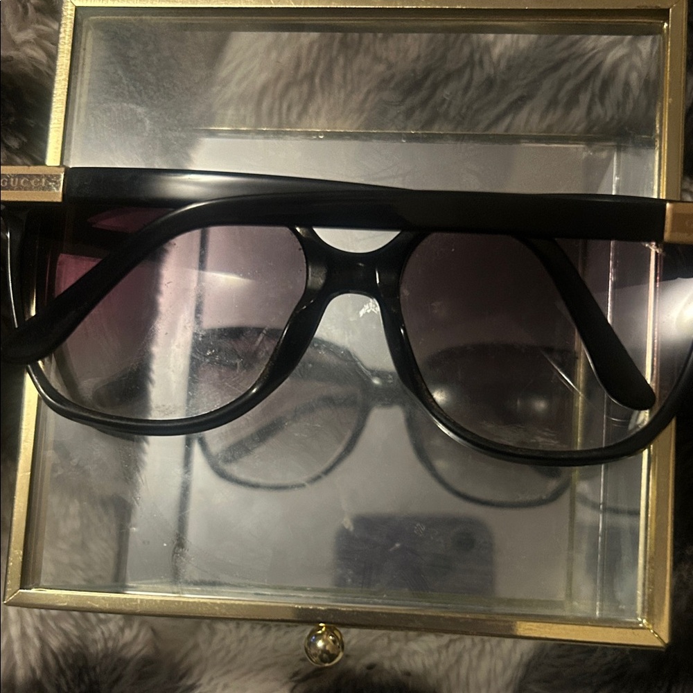 Authentic Brown Gucci sunglasses - image 7